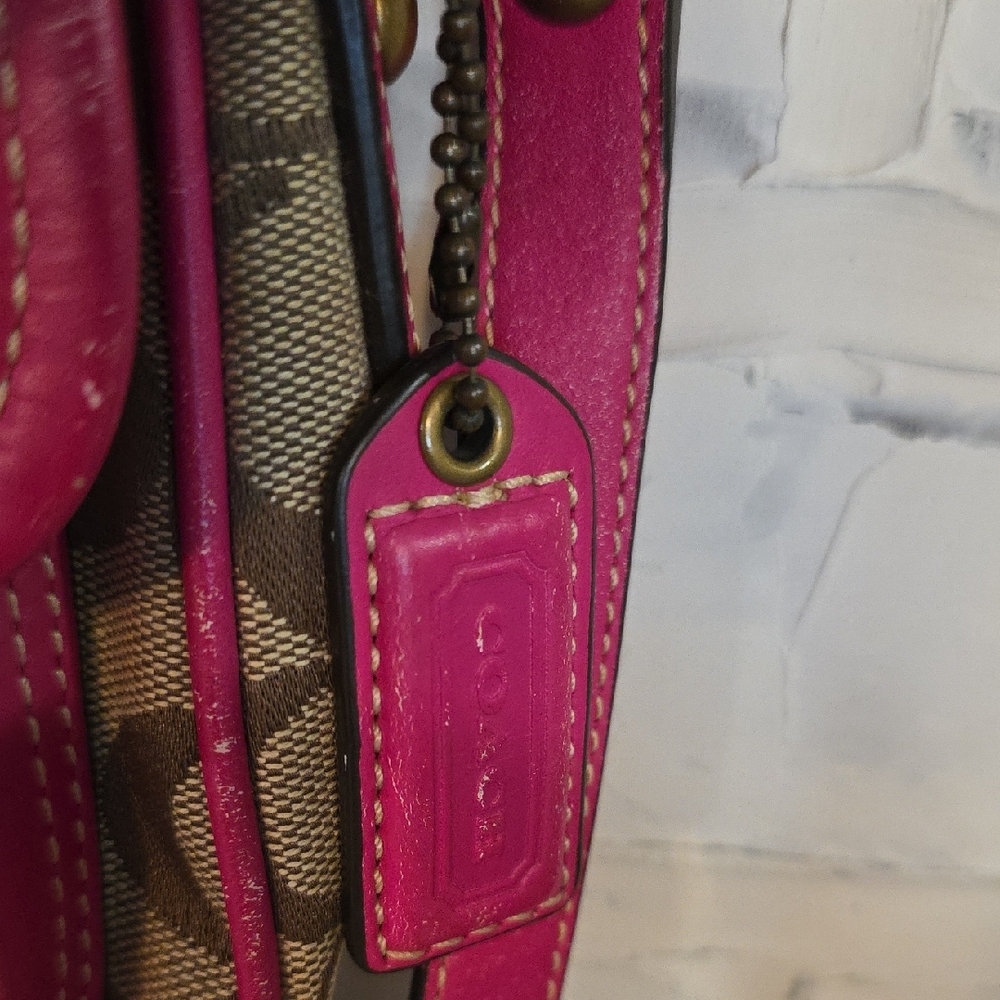 Coach Signature Crossbody Bag in Brown and Pink - Picture 2 of 11